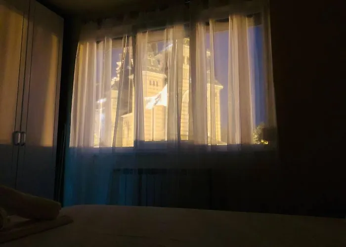 Joy Victoriei 7g-3 *