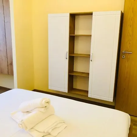 Joy Victoriei 7g-3 Timişoara